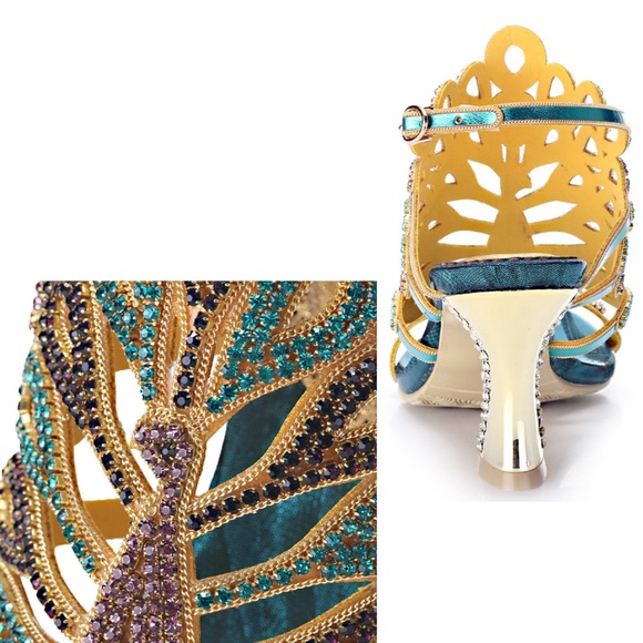 Stunning Handmade Crystal Rhinestone Peacock Heel - Picture 6 of 16
